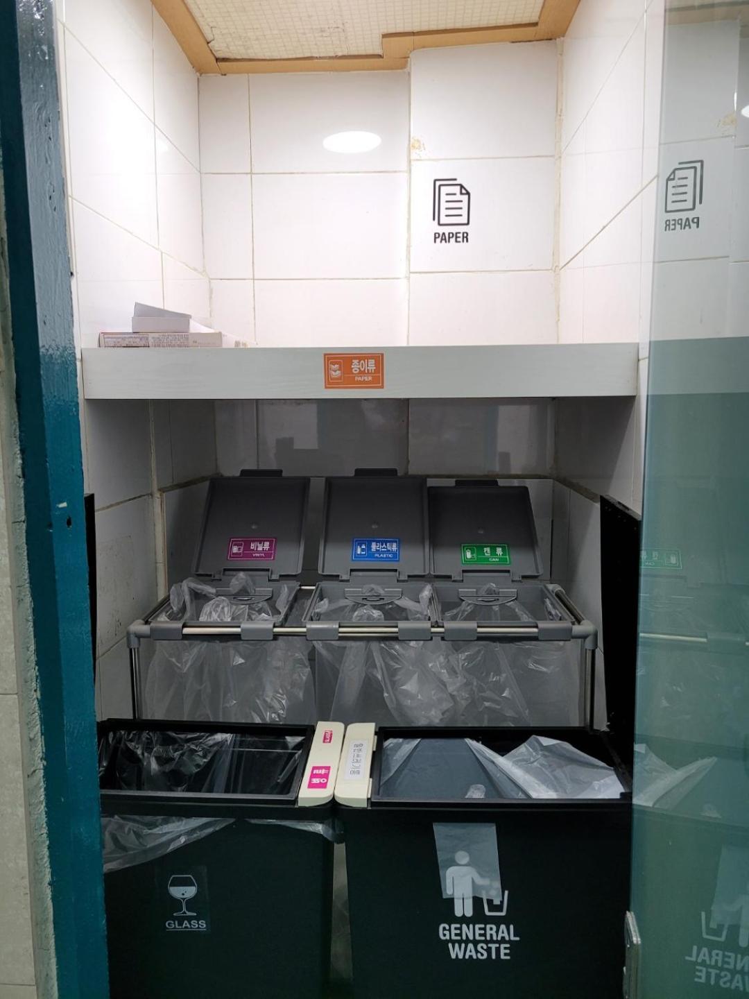 Female Only - Coco Stay Jongno Hyehwa Station Seoul Exterior photo