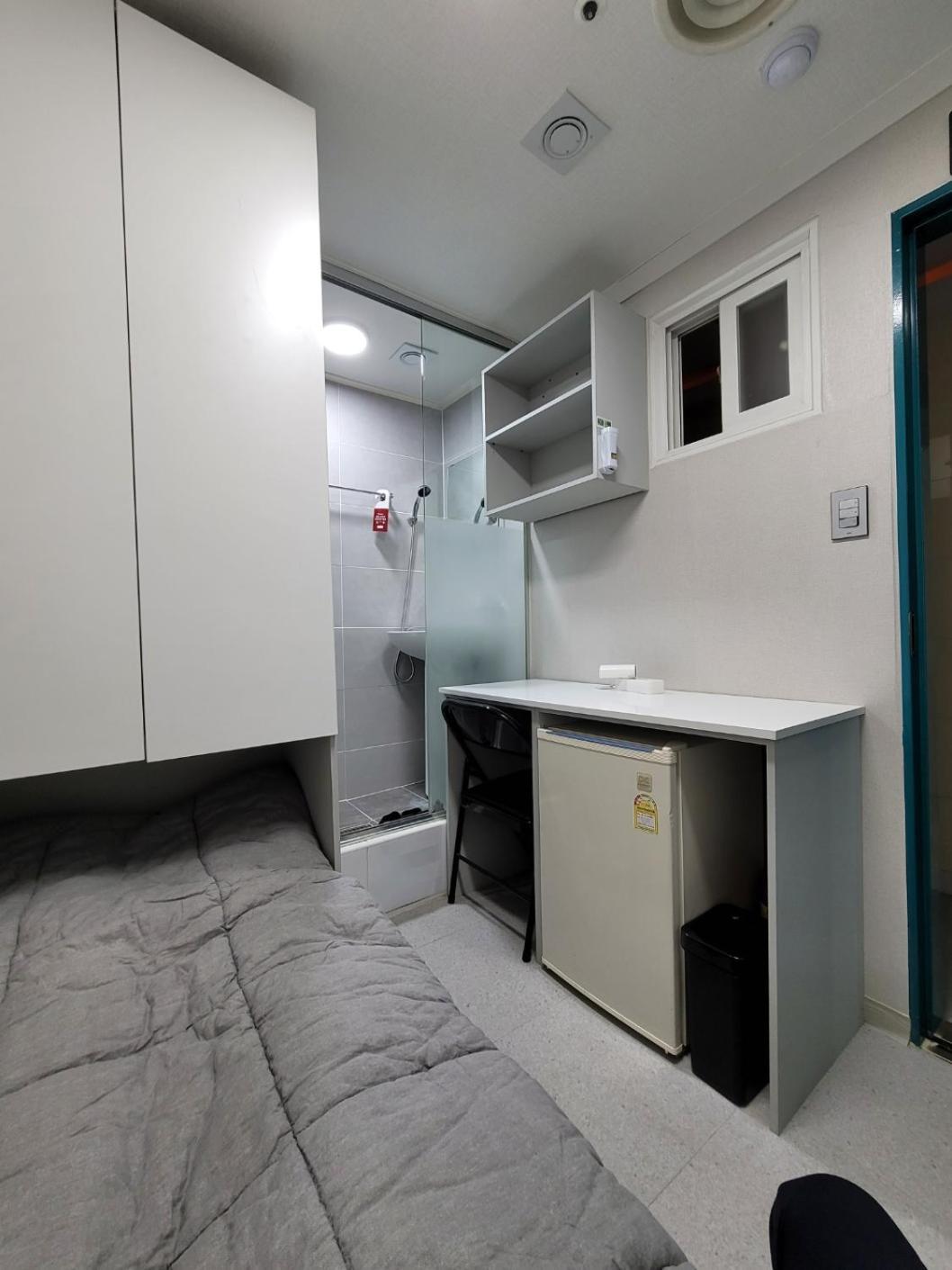 Female Only - Coco Stay Jongno Hyehwa Station Seoul Exterior photo