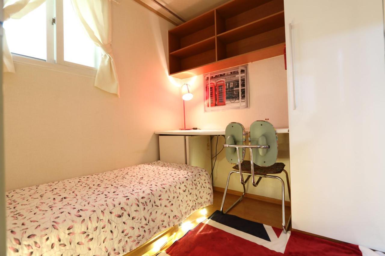 Female Only - Coco Stay Jongno Hyehwa Station Seoul Exterior photo